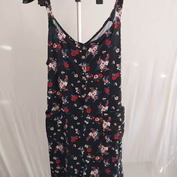 No Boundaries Juniors' Button Front Romper - Picture 2 of 10